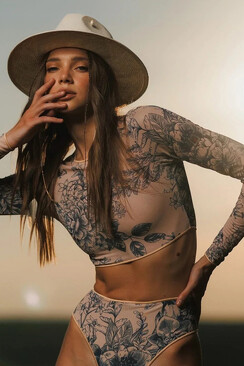 Умный купальник Pitaya Miami SPF-35 Desert rose